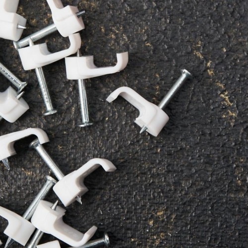 Крепеж кабеля плоский REXANT 6х4 мм, белый (упак. 50 шт) 07-4206 - изображение 5