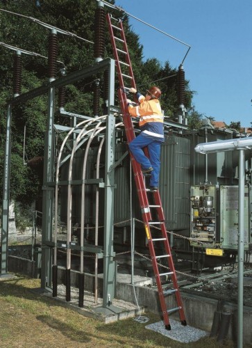 Лестница из стекловолокна KRAUSE 2х 18 выдвижная, перекладины из алюминия 815743