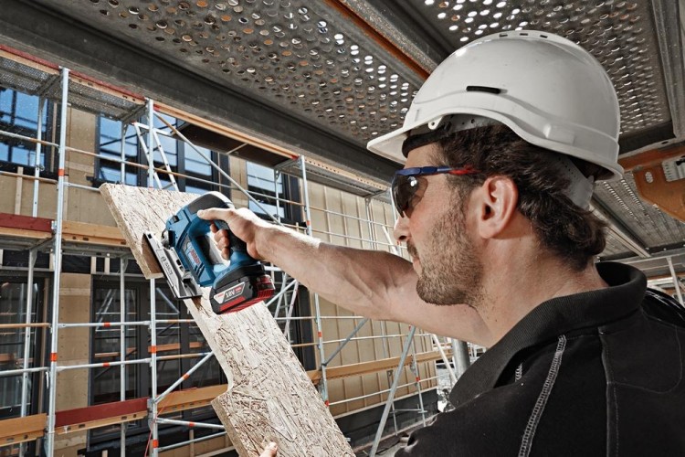 Лобзик аккумуляторный BOSCH GST 18 V-LI B 0615990M43 1х4,0Ач, картон - изображение 3