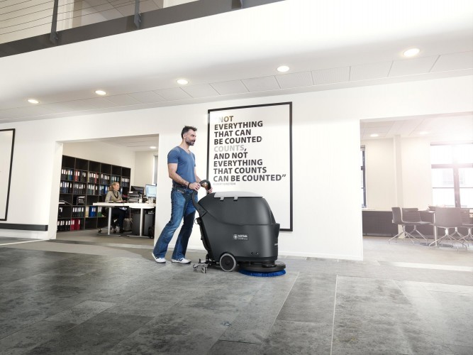 Машина поломоечная NILFISK SC430 GO line (акб Li-ion 80Ah) SC430 GO line Li 80 - изображение 2