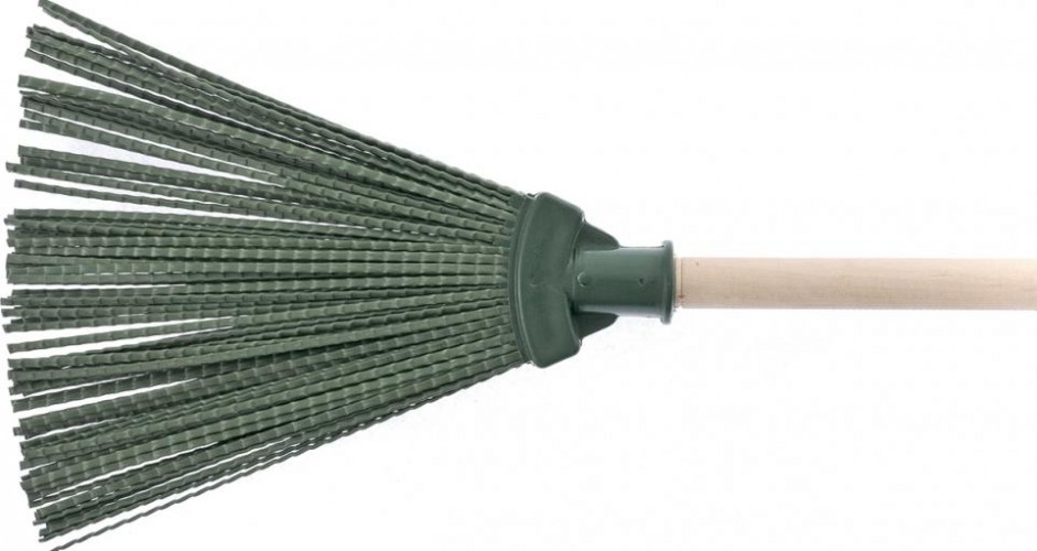 Метла полипропиленовая СИБРТЕХ веерная 270 х 260 мм с черенком 63227 63227