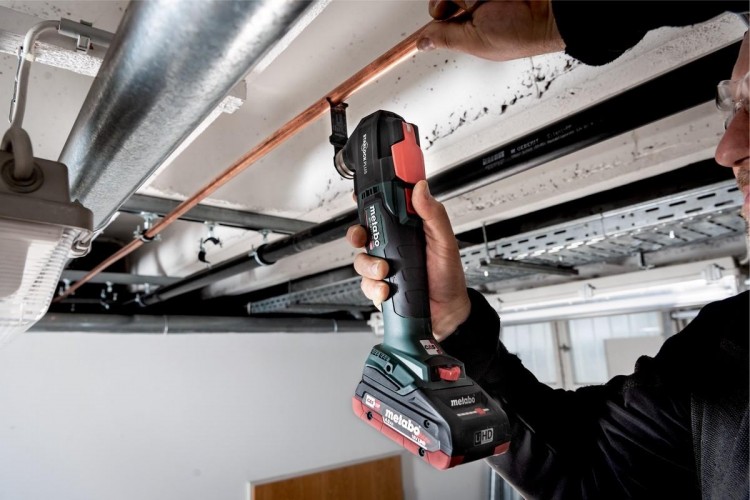 Многофункциональный инструмент аккумуляторный METABO MT 18 LTX BL QSL (2х2.0 Ач) Metaloc 613088500 - изображение 4