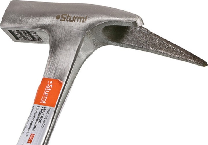 Молоток Sturm 1010-06-600 кровельщика цельнокованный, с магнитом, обрезин. р - изображение 2