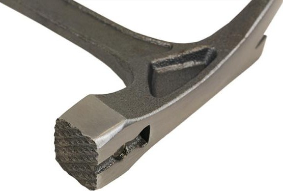 Молоток Sturm 1010-74-740 кровельщика цельнокованный, пескостр. обработка, 7 - изображение 4
