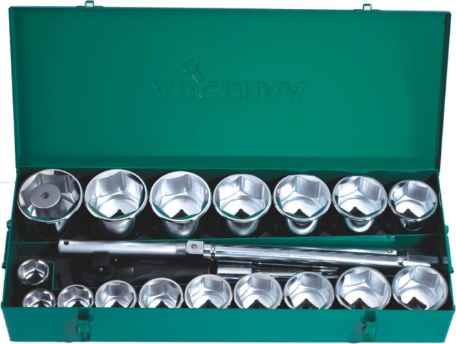 Набор инструментов АРСЕНАЛ 22 предмета для грузовиков 8144650