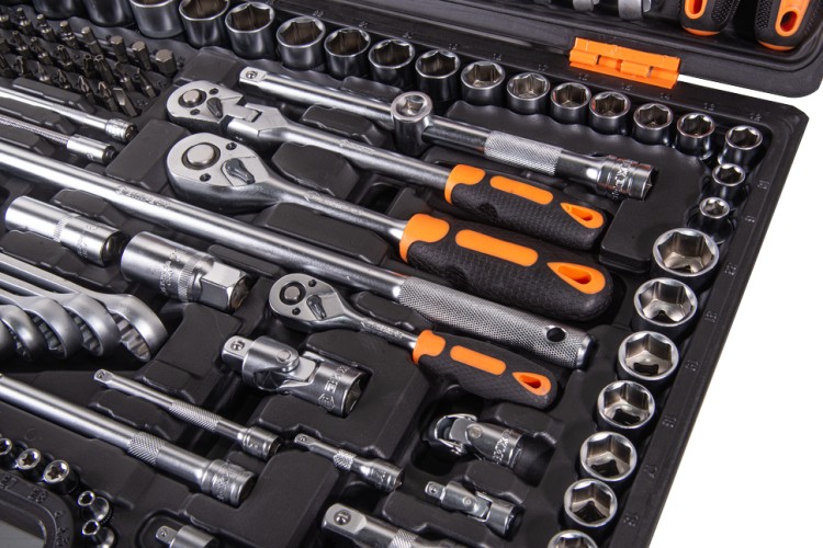 Набор инструментов ВИХРЬ 73/6/7/13 1/2", 1/4", 142 предм. - изображение 3