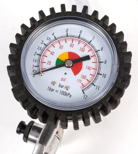 Набор пневмоинструмента QUATTRO ELEMENTI  3 шт, шланг 5м, пистолеты для накачки шин и обдувочный 772-128 - изображение 3