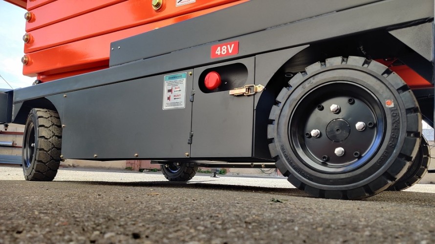 Несамоходный подъемник ножничного типа GROST Tower 500-9 DC с выдвижной платформой, аккумуляторный 212431 - изображение 3