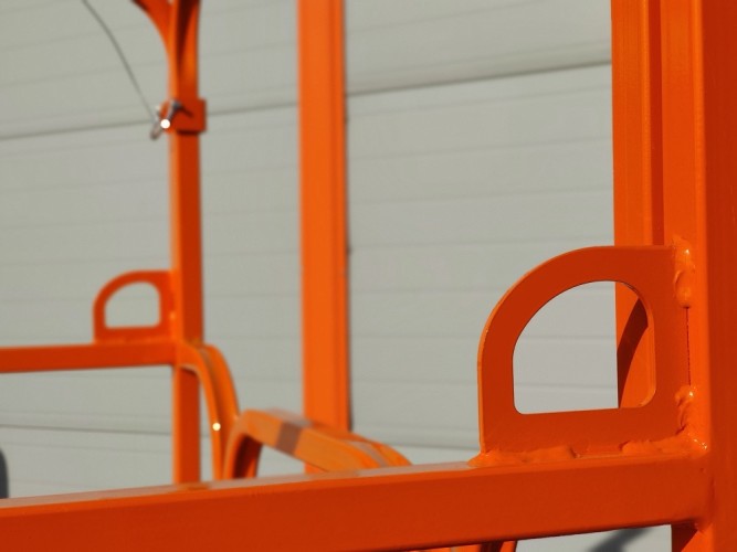 Несамоходный подъемник ножничного типа GROST Tower 500-9 АС с выдвижной платформой 212537 - изображение 4