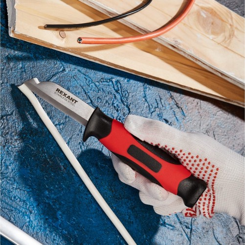 Нож для строительных работ REXANT 12-4939 монтажника, с чехлом, лезвие 67 мм - изображение 4