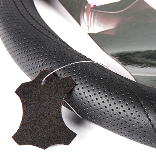 Оплетка на руль ARNEZI A0501042 (M 38 см, иск. кожа PU) черная с перфорацией - изображение 2