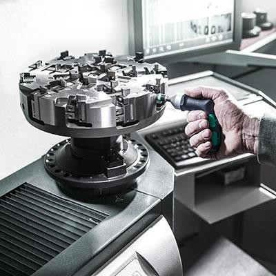 Отвертка динамометрическая WERA 7467 25,0 х 55,0 lbs.in.   WE-074721 WE-074721 - изображение 2