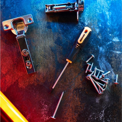 Отвертка крестовая REXANT PH 1х100 мм Cr-V двухкомпонентная рукоятка 12-4727 - изображение 3