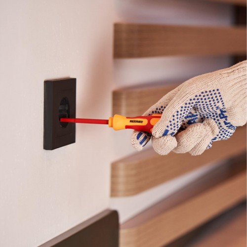 Отвертка крестовая REXANT PH0х75 мм диэлектрическая до 1000В 12-4715 - изображение 4