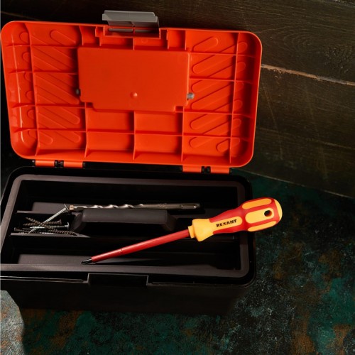 Отвертка крестовая REXANT PH1х125 мм диэлектрическая до 1000В 12-4717 - изображение 2