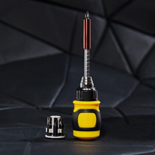 Отвертка с битами REXANT 12-4779 набор 8 предметов с реверсивной отверткой - изображение 3