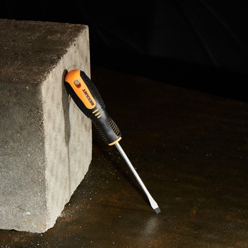 Отвертка шлицевая REXANT SL 6х100 мм Cr-V двухкомпонентная рукоятка 12-6430 - изображение 3