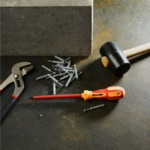 Отвертка шлицевая REXANT SL6х150 мм диэлектрическая до 1000В 12-4714 - изображение 2