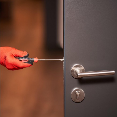 Отвертка шлицевая REXANT SL 4х100 мм S2 трехкомпонентная рукоятка 12-6424-1 - изображение 5