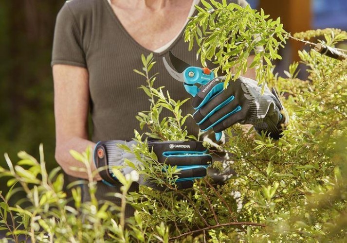 Перчатки трикотажные GARDENA 11530-20.000.00 для ухода за кустарниками, размер m - изображение 3