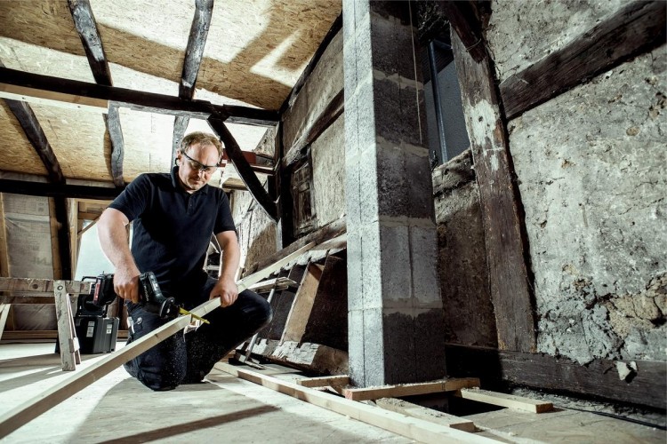 Пила сабельная аккумуляторная METABO SSE 18 LTX  Compact 2х4,0 Ач LiHD 602266800 - изображение 2