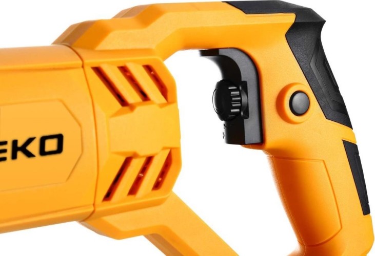 Пила сабельная DEKO DKRS1100V 083-1071 - изображение 3