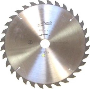 Пильный диск по дереву АТАКА 200х24тх32 мм 8078710
