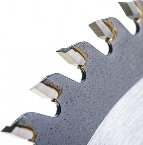 Пильный диск по дереву Sturm 9020-125-22-48T 125x22x48 зубьев - изображение 3