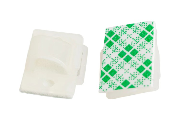 Площадка c клипсой REXANT 07-2320 самоклеящаяся 20х14 мм 100 шт/уп