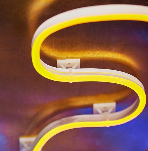 Площадка REXANT 20х20 мм, белая самоклеящаяся упаковка 10 шт. 07-2020-1 - изображение 2