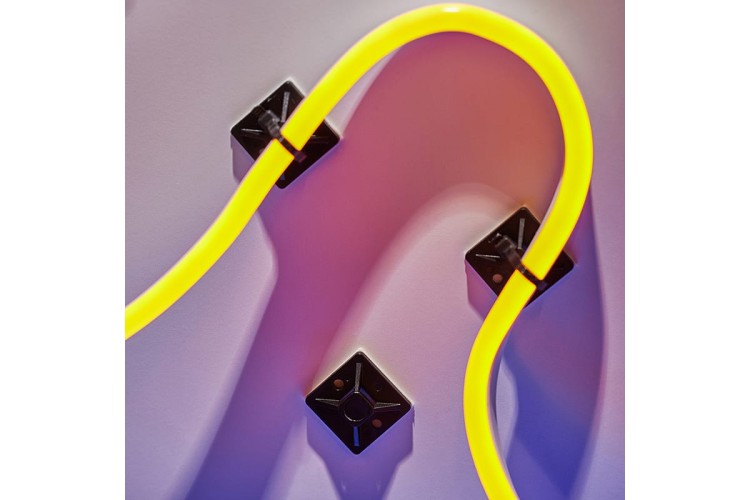 Площадка REXANT 20х20 мм, черная самоклеящаяся упаковка 10 шт. 07-2021-10 - изображение 2