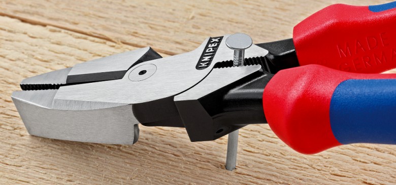 Плоскогубцы KNIPEX KN-0902240SB Lineman's электромонтажные, 240 мм - изображение 3