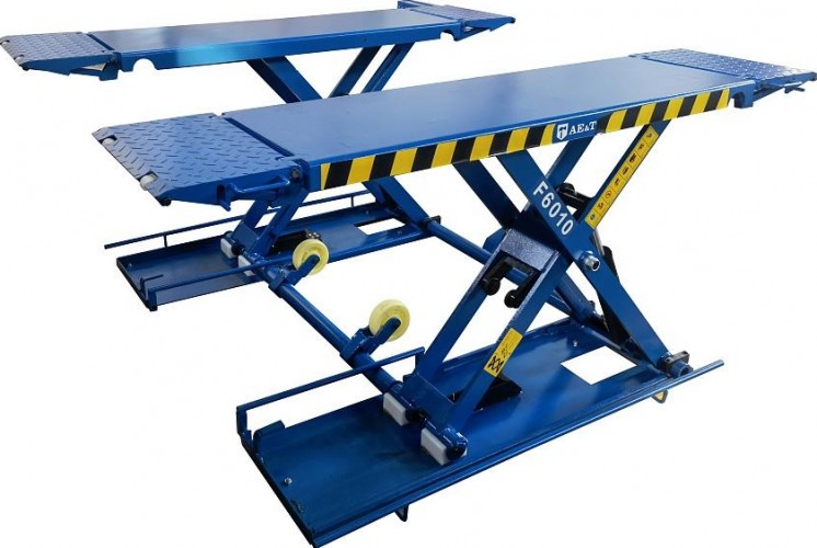 Подъемник AE&T F6010 электрогидравлический 3 тонны, ножничный 220 В F6010 (220)