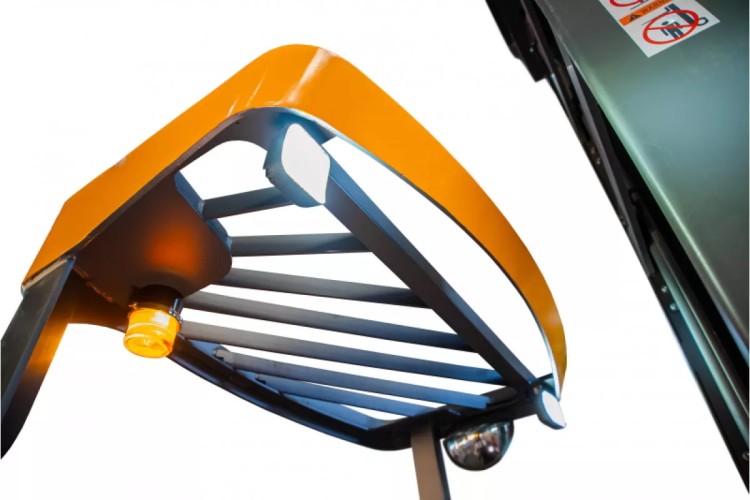 Ричтрак TOR 2,0 т 8,6 м CQD20-D электрический с кабиной  1030876 - изображение 2