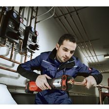 Пресс гидравлический аккумуляторный ROTHENBERGER ROMAX 4000 в пластиковом ящике (без пресс-клещей) - изображение 8