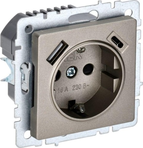 Розетка IEK BRITE РЮш11-1-БрШ 16А с USB A+C 18Вт с заземл. защ. штор BR-R14-16-U22-018-K37