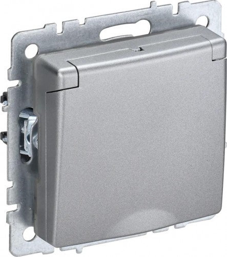 Розетка IEK BRITE РСбш10-3-44 16а защ. шторки с крышкой алюм. BR-R16-16-44-K47