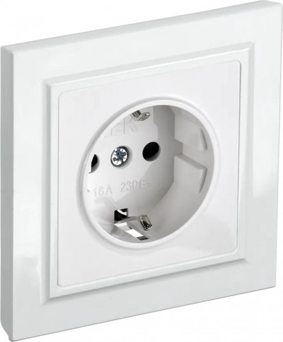 Розетка IEK BRITE РСР14-1-0 16а защ. шторки бел. BR-R14-16-K01-F