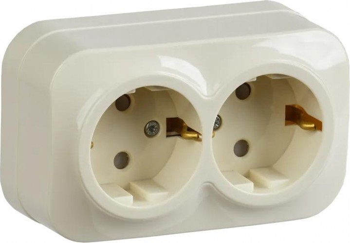 Розетка IEK Glory Рсш22-3 2-м оп 16а с заземл. защ. шторки крем. ERH24-K33-16