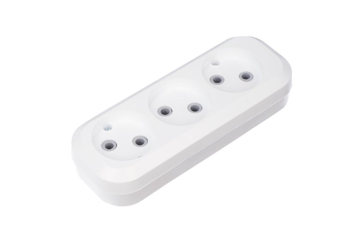 Розетка REXANT 11-8703 3 гнезда без заземления