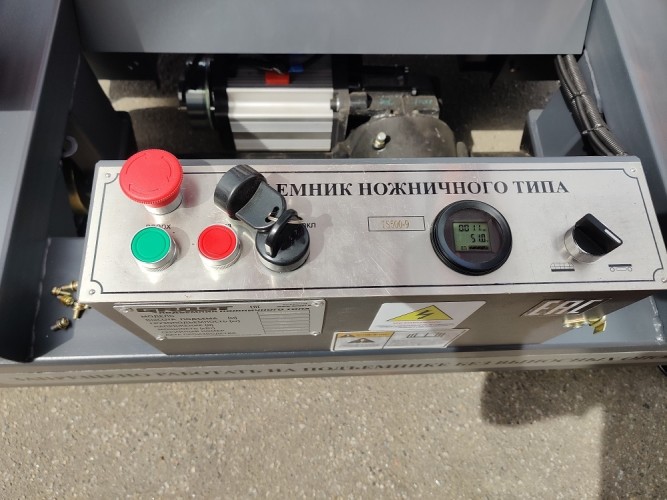 Самоходный подъемник ножничного типа GROST Tower Drive 500-7 с выдвижной платформой, аккумуляторный 212424 - изображение 4