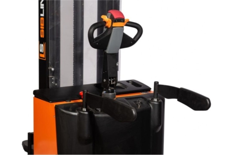 Самоходный штабелер Sibline CL2045W (с платформой) 2 т*4,5 м 15059 - изображение 3