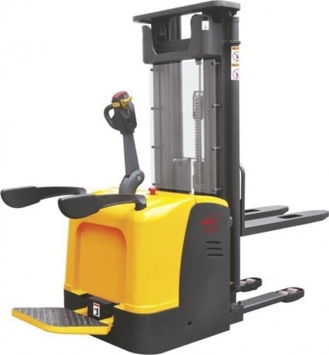 Самоходный штабелер Xilin CDDK15-III 1,5 т 5,6 м  Li-ion 24/150 В/Ач (с платформой)  1036299