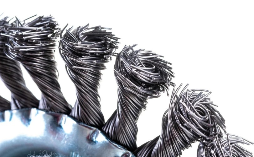 Щетка для УШМ Mirax 125 х 22,2мм плетеные пучки стальной проволоки 0,5мм 35140-125 - изображение 2