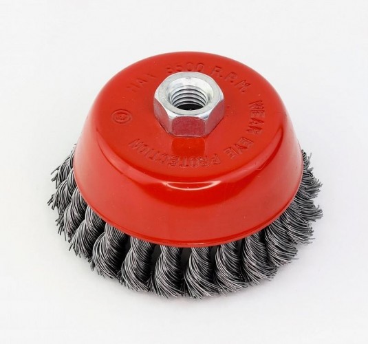 Щетка обдирочная для УШМ АТАКА чашеобразная с кольцом 015 D-120мм M14 витая