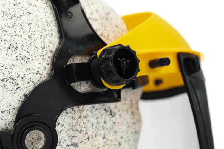 Щиток защитный CHAMPION сетчатый (козырек + сетка) С1003 C1003 - изображение 5