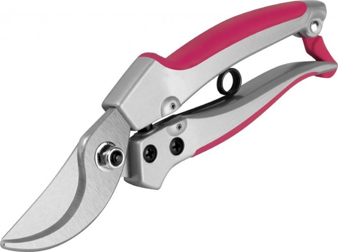 Секатор ЦЕНТРОИНСТРУМЕНТ 0703ЦИ профессиональный титановый 0703