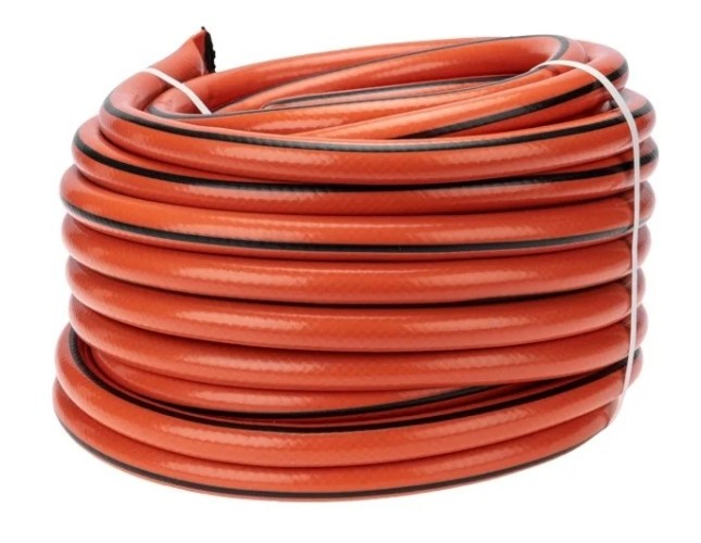 Шланг для полива ЧЕТЫРЕ СЕЗОНА 62-0230 3-х слойный армированный 3/4" 50м Профи