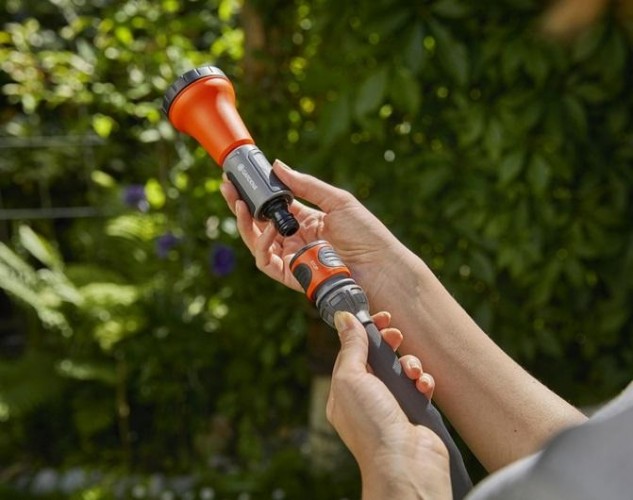 Шланг текстильный GARDENA Liano 1/2" х 10 м с комплектом для полива 18425-20.000.00 18425-20.000.00 - изображение 2