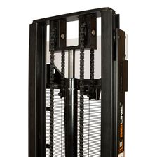 Самоходный электрический штабелер UniCarriers XJN 160 / XSN 160 - изображение 21